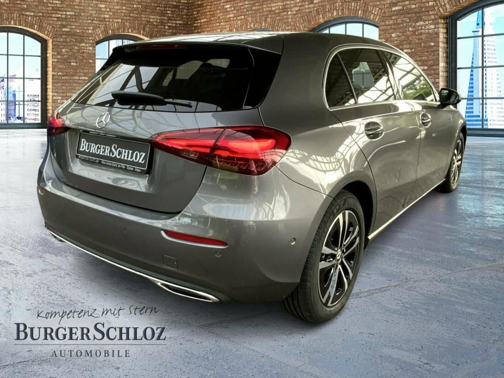 Mercedes-Benz A 200 2025