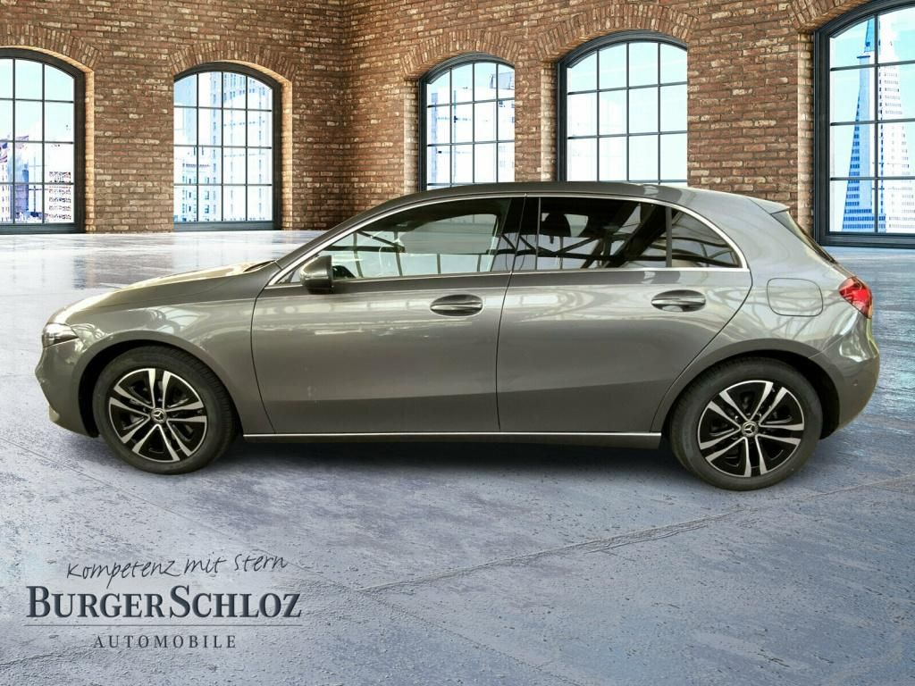 Mercedes-Benz A 200 2025