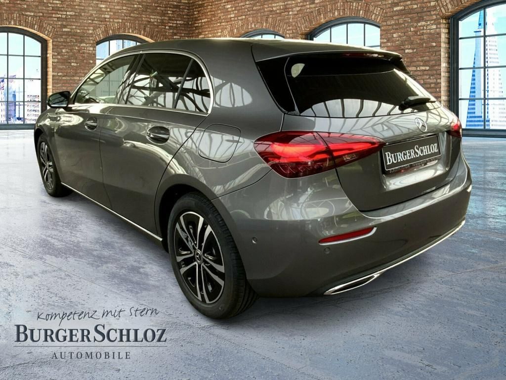 Mercedes-Benz A 200 2025