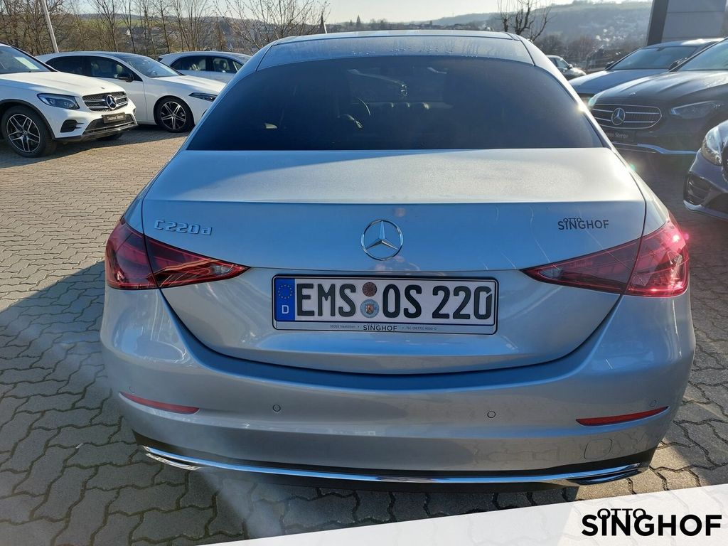 Mercedes-Benz C 220 2025