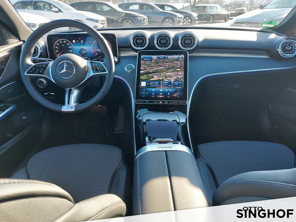 Mercedes-Benz C 220 2025