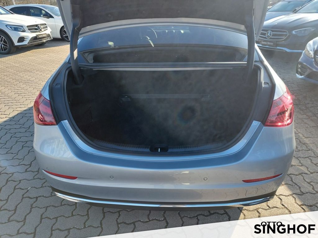 Mercedes-Benz C 220 2025