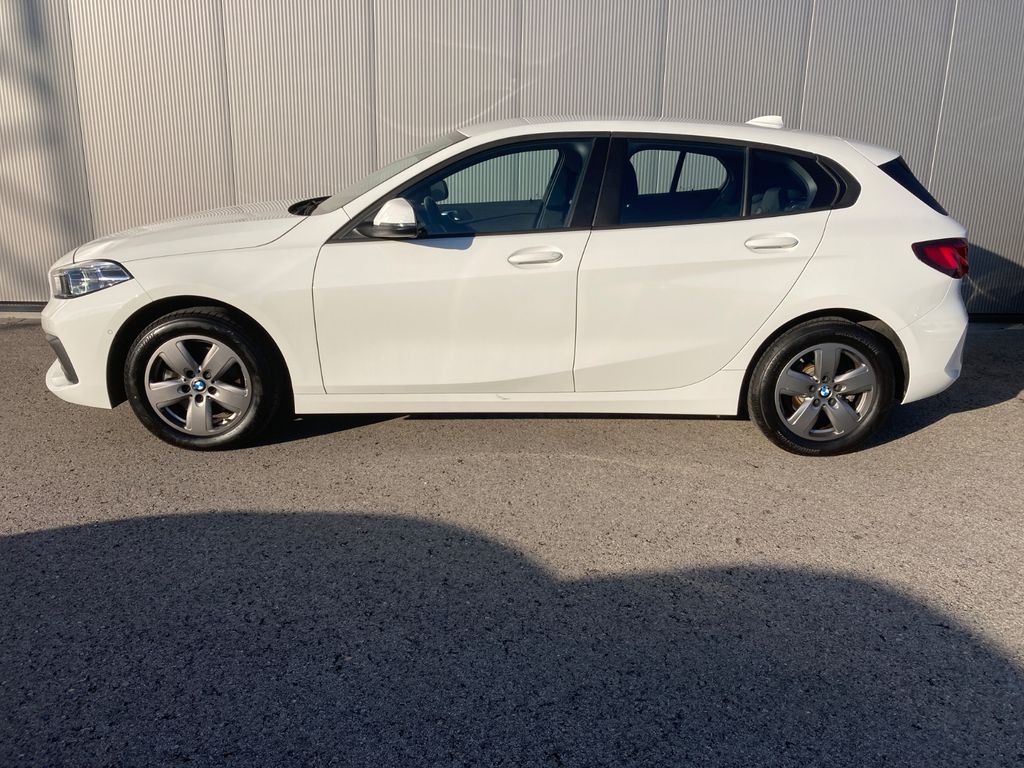 BMW 118 2022