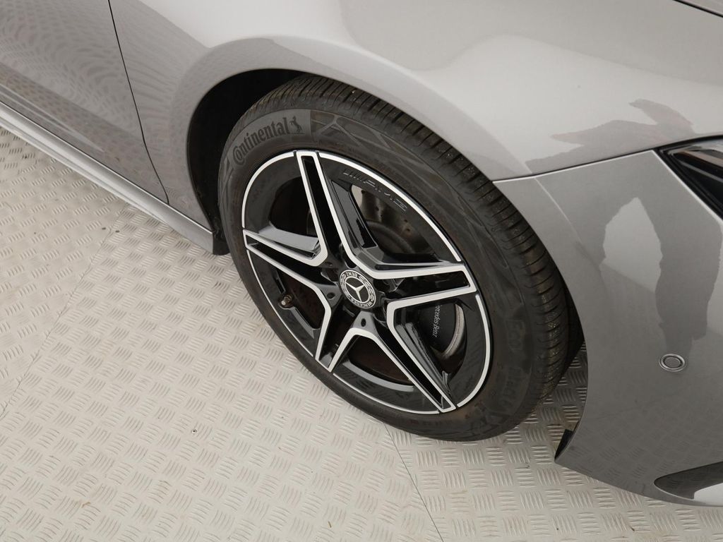 Mercedes-Benz CLA 200 2024