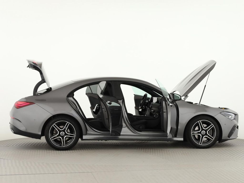 Mercedes-Benz CLA 200 2024