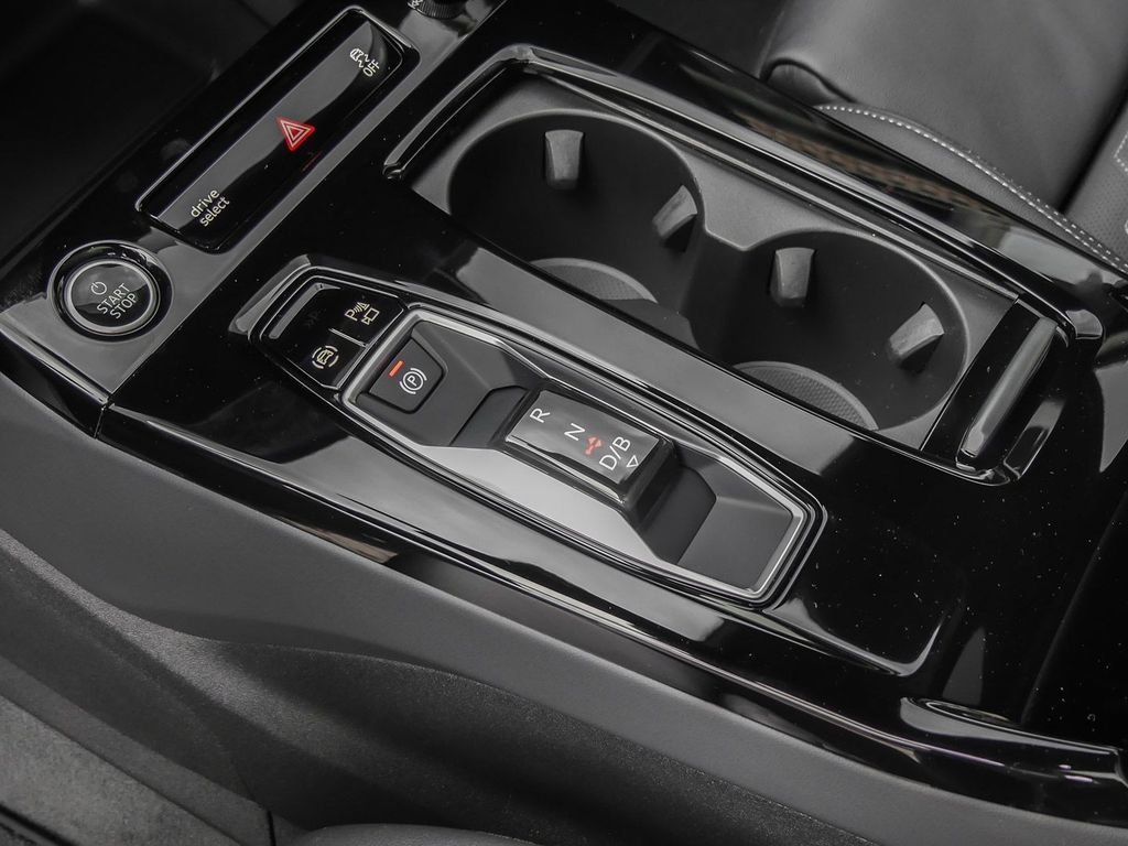 Audi A6 e-tron 2025
