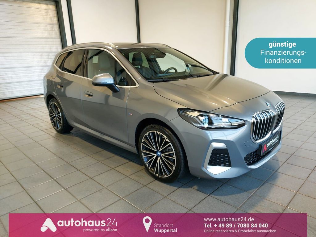 BMW 225 2023