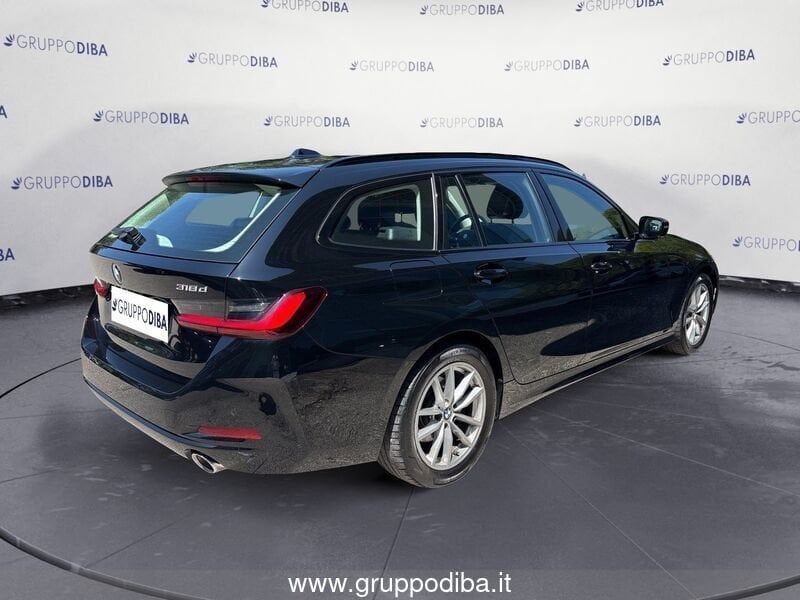 BMW 318 2024