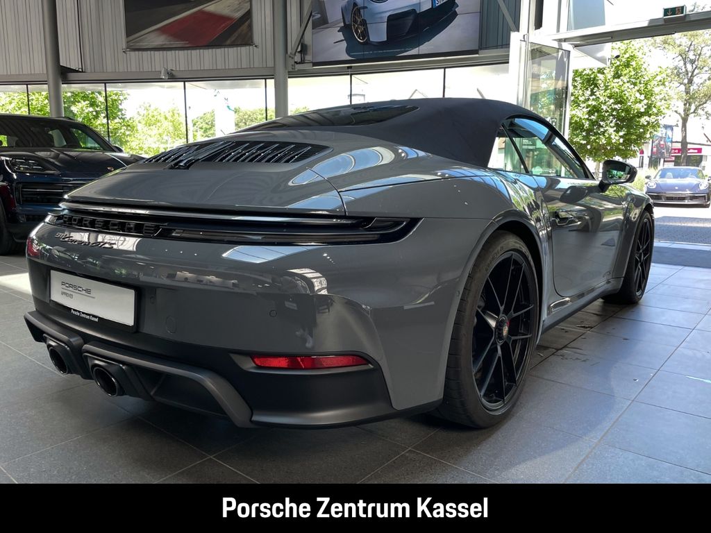 Porsche 992 2025
