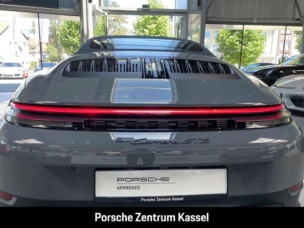 Porsche 992 2025