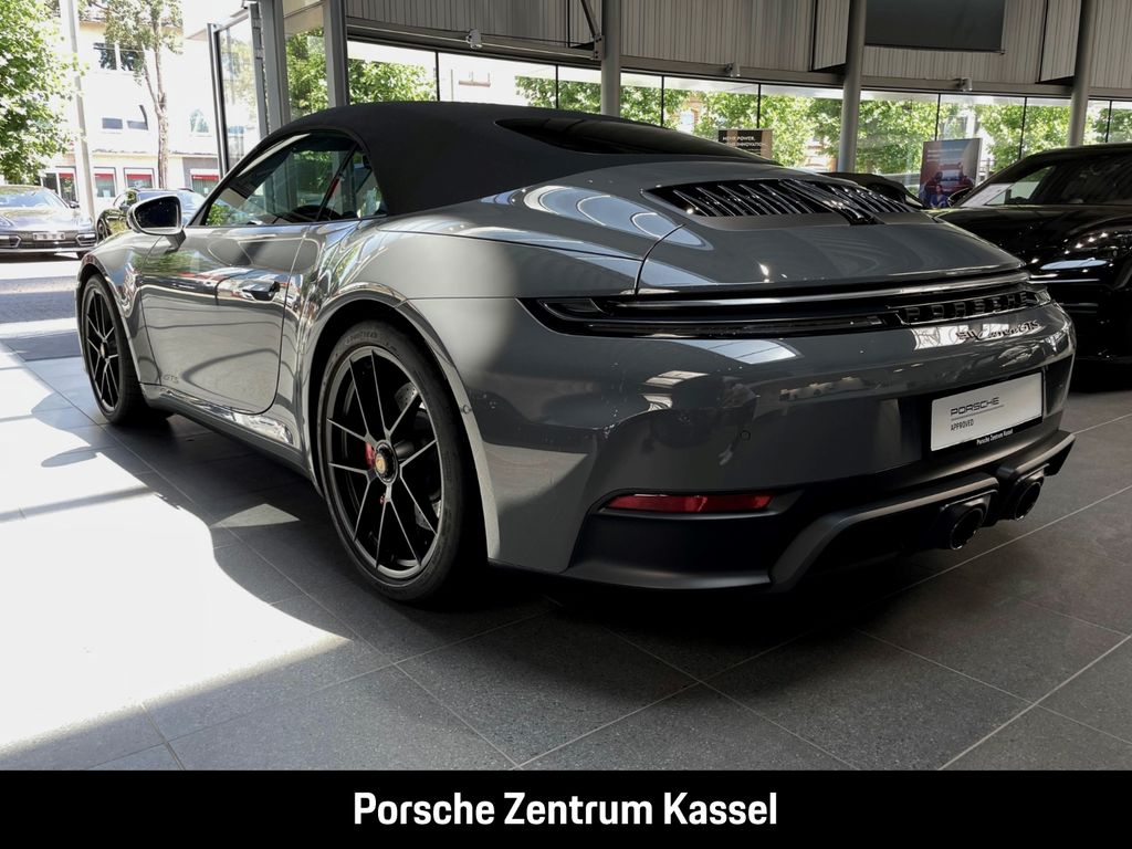 Porsche 992 2025