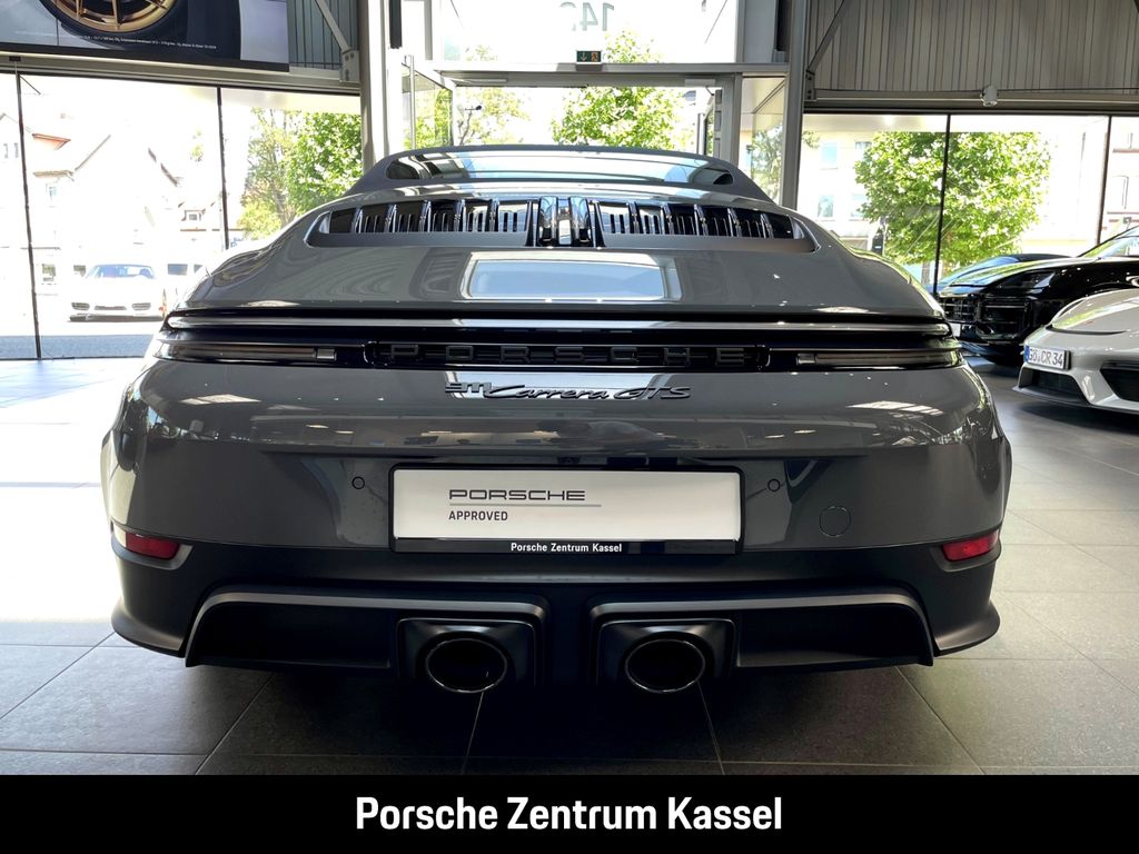 Porsche 992 2025