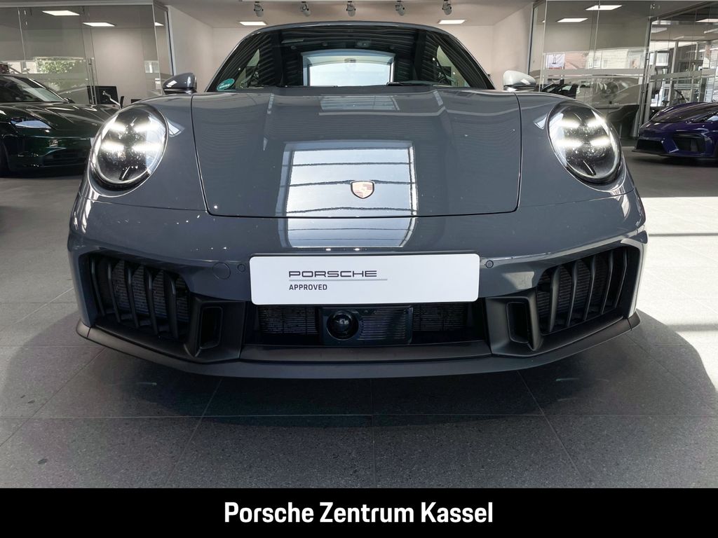 Porsche 992 2025
