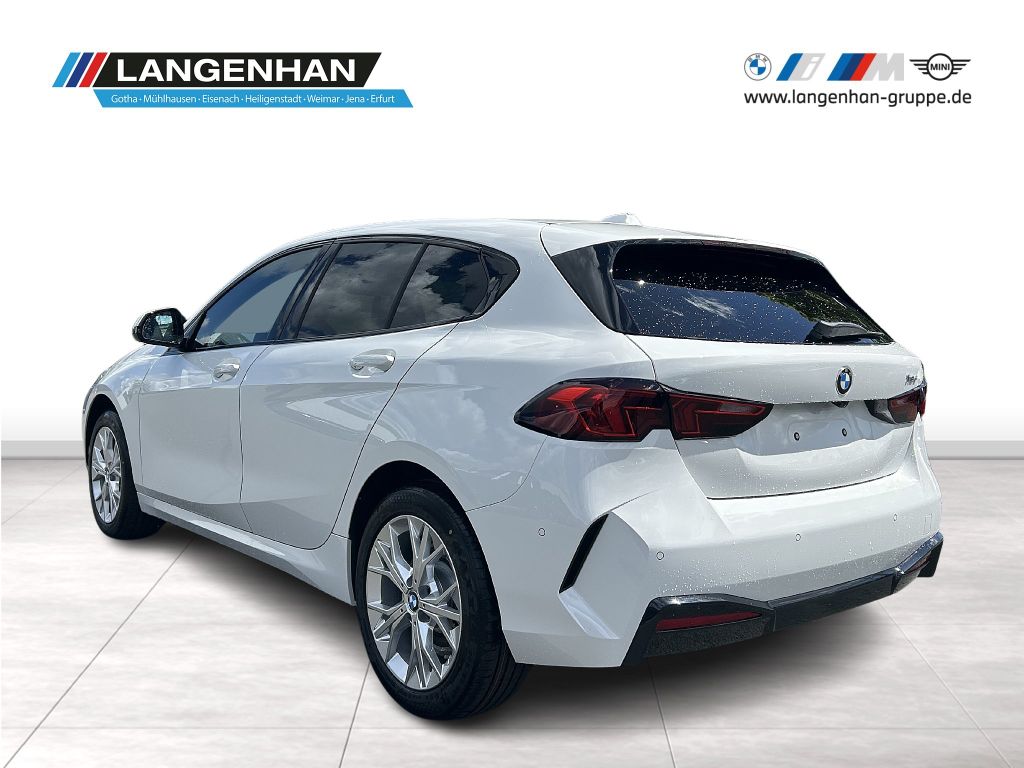 BMW 118 2025