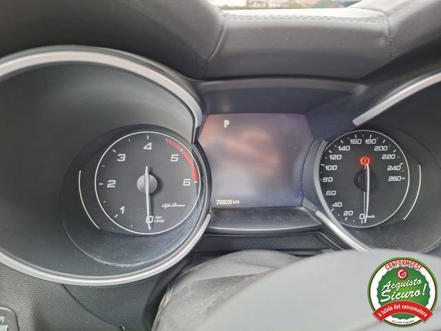 Alfa Romeo Stelvio 2021