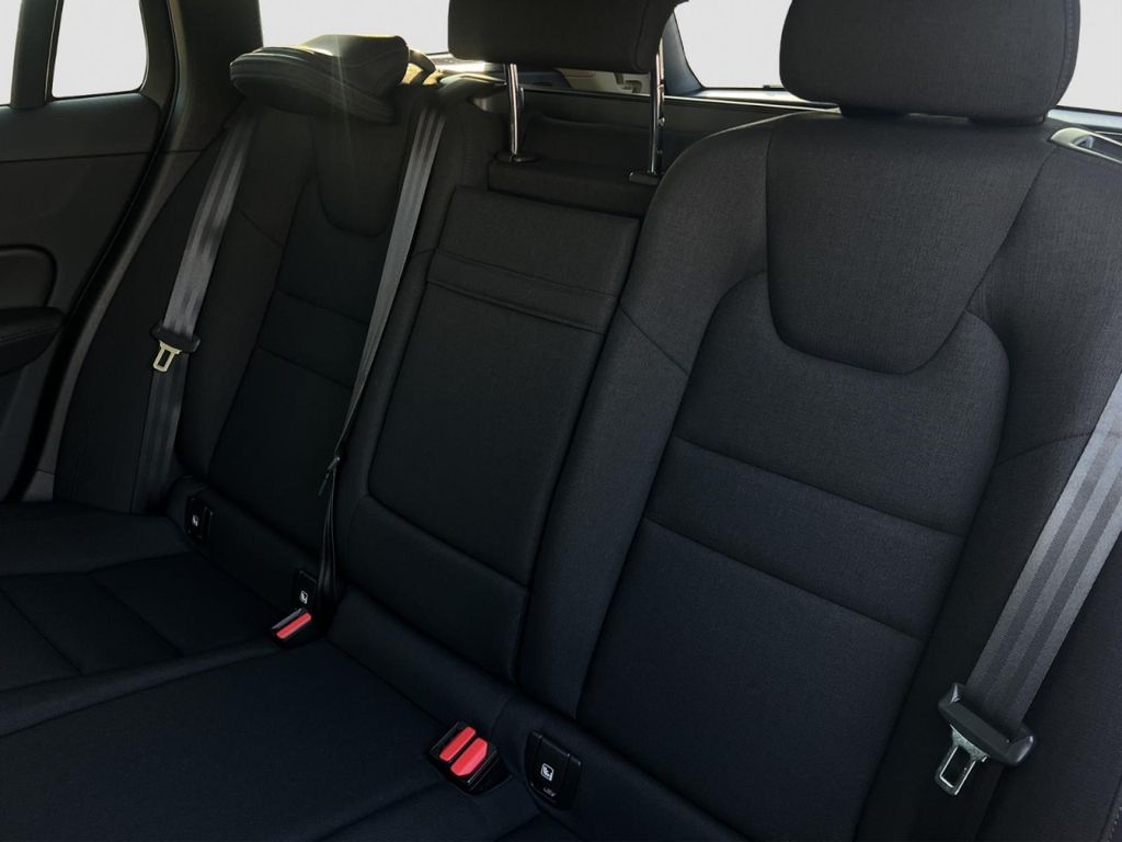 Volvo V60 2022