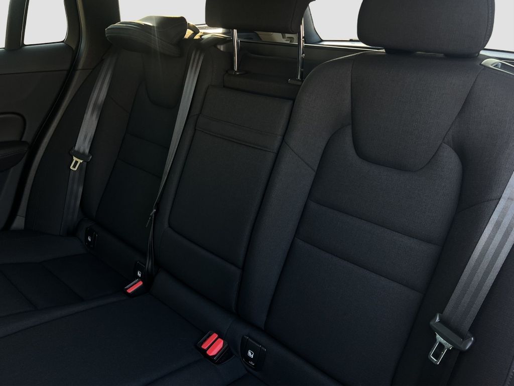 Volvo V60 Cross Country 2022