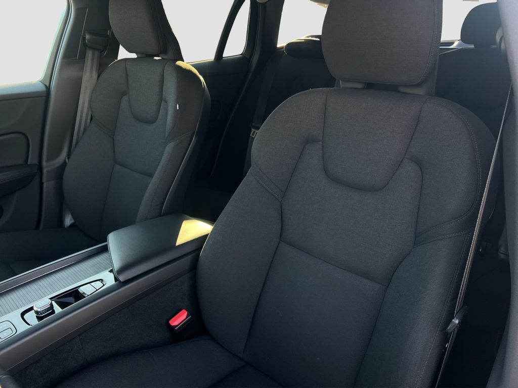 Volvo V60 Cross Country 2022