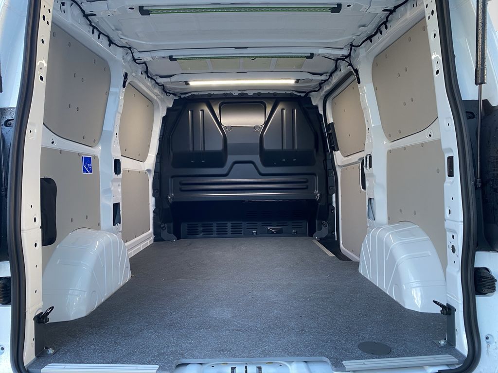 Volkswagen T7 Transporter 2025