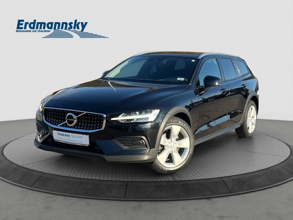 Volvo V60 Cross Country 2022