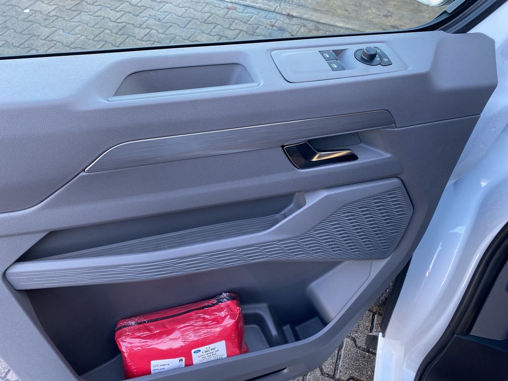 Volkswagen T7 Transporter 2025