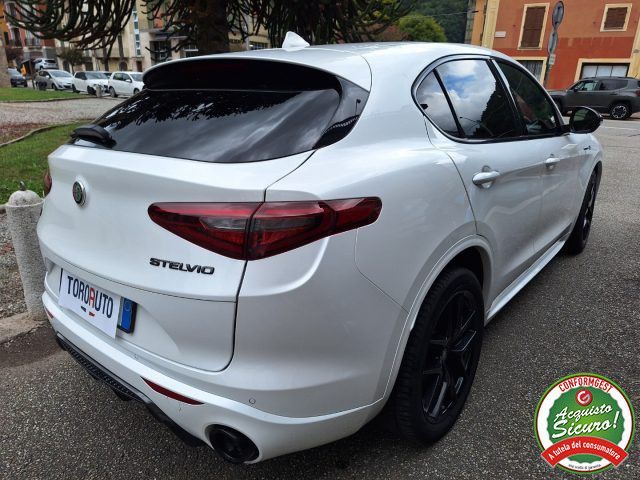 Alfa Romeo Stelvio 2021
