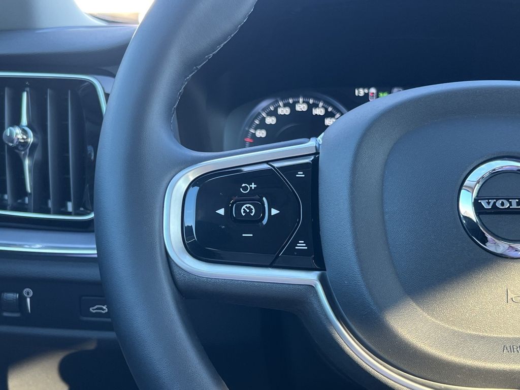 Volvo V60 Cross Country 2022