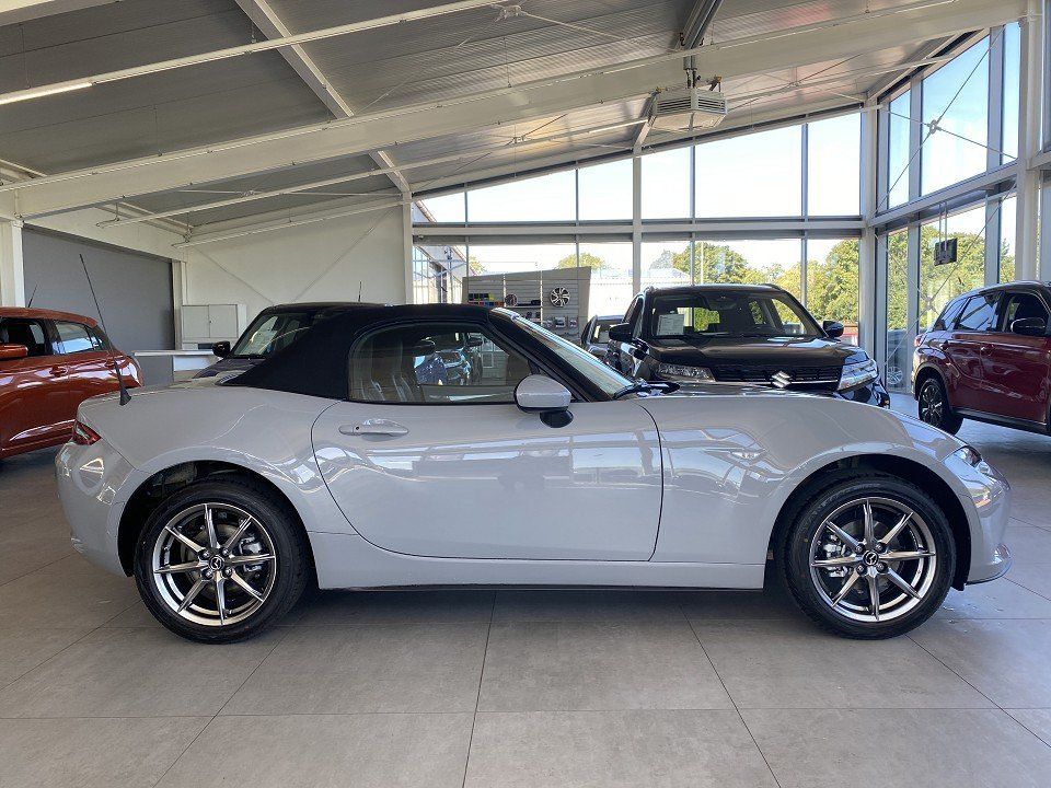 Mazda MX-5 2025
