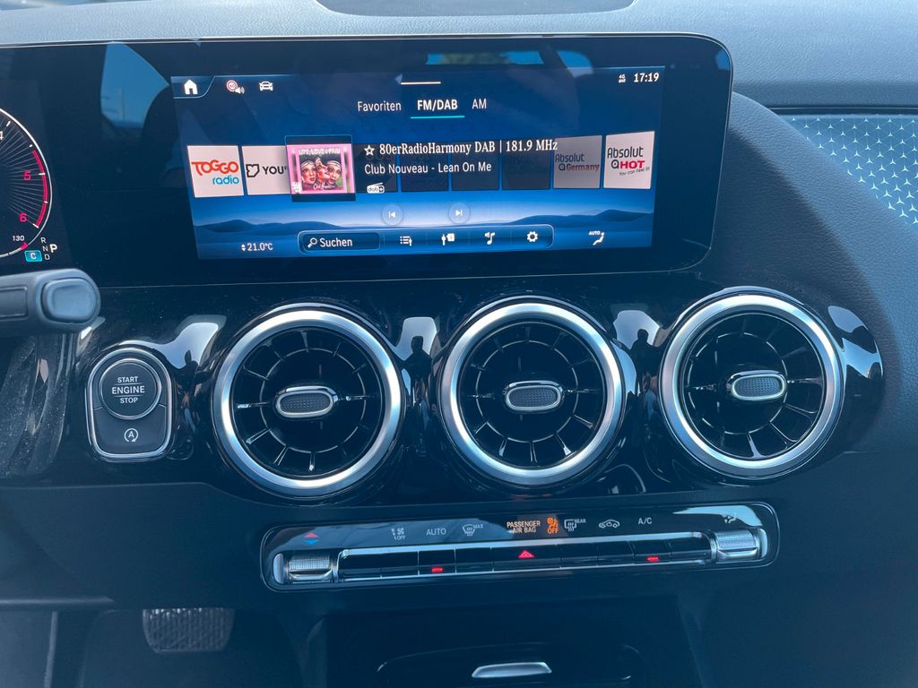 Mercedes-Benz B 200 2024