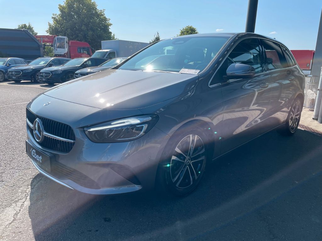 Mercedes-Benz B 200 2024