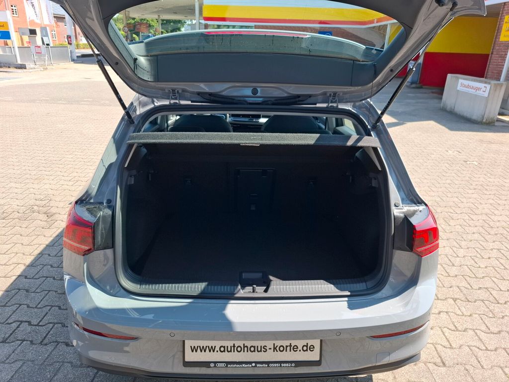 Volkswagen Golf 2024