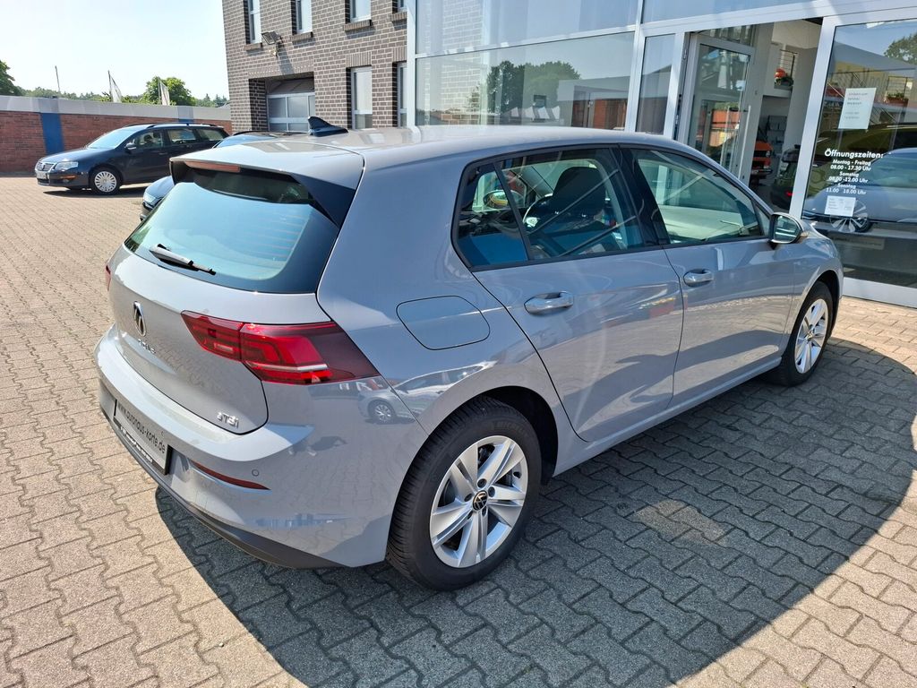 Volkswagen Golf 2024