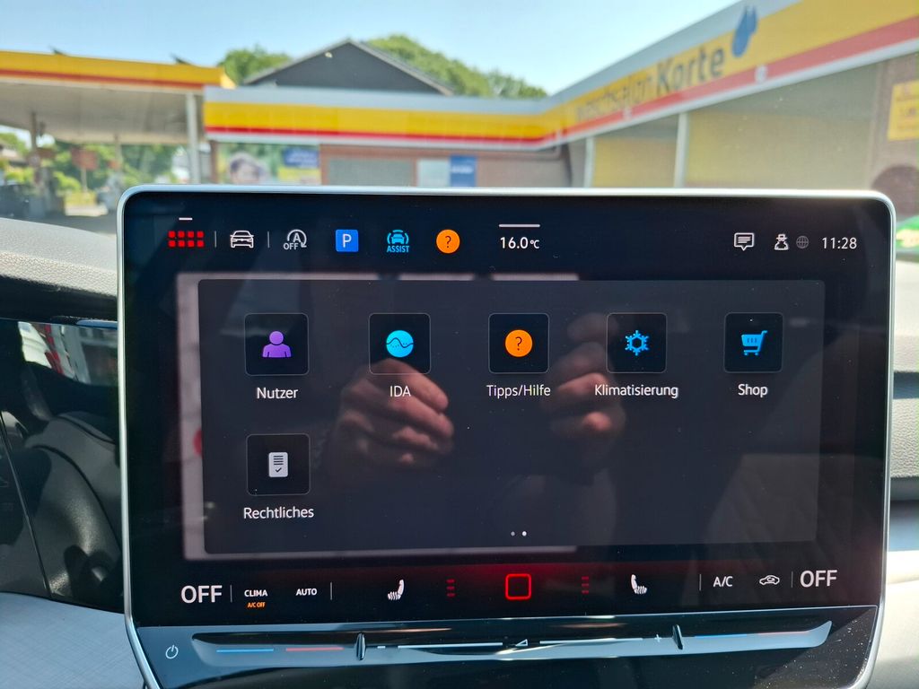 Volkswagen Golf 2024