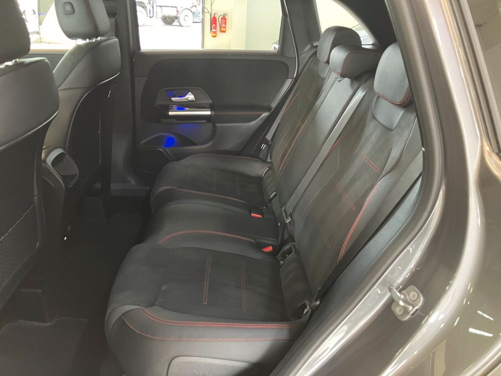 Mercedes-Benz B 250 2024