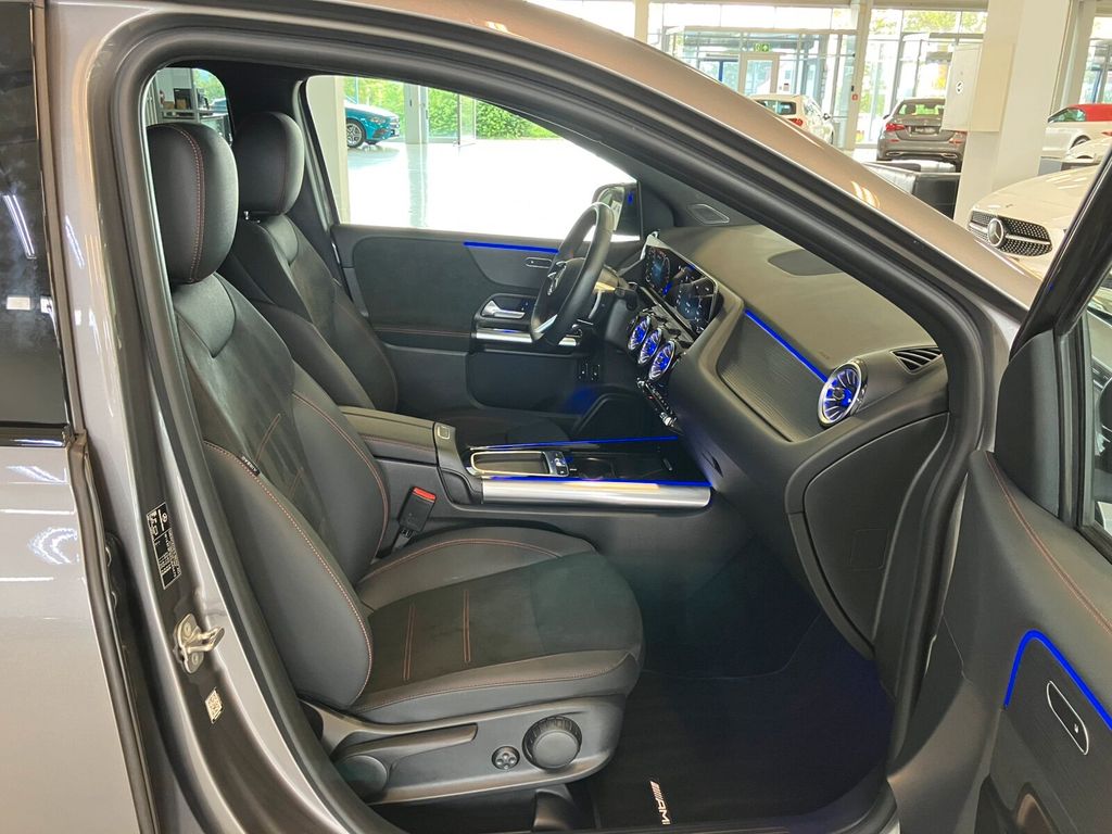 Mercedes-Benz B 250 2024