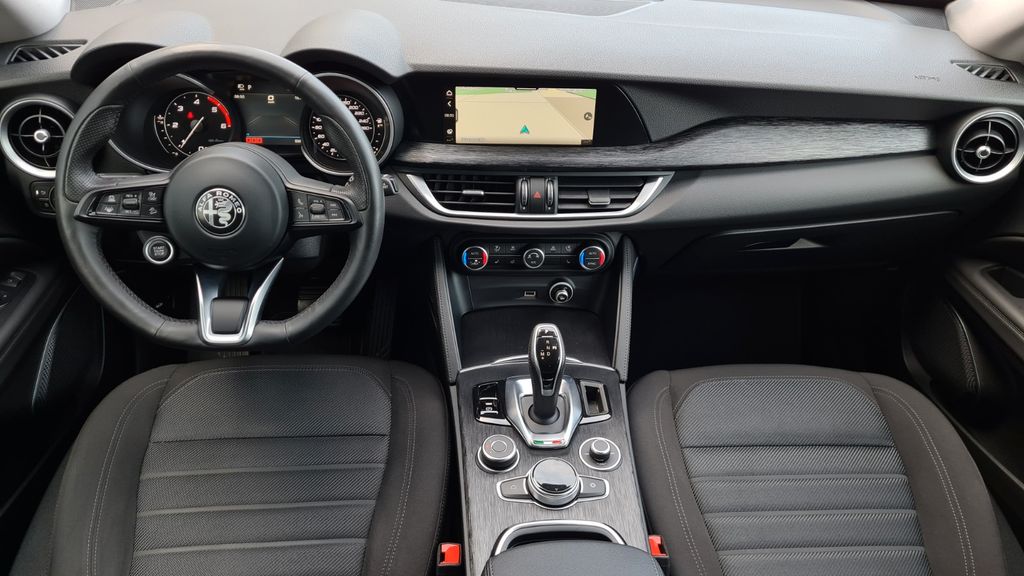 Alfa Romeo Stelvio 2020