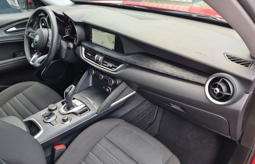 Alfa Romeo Stelvio 2020