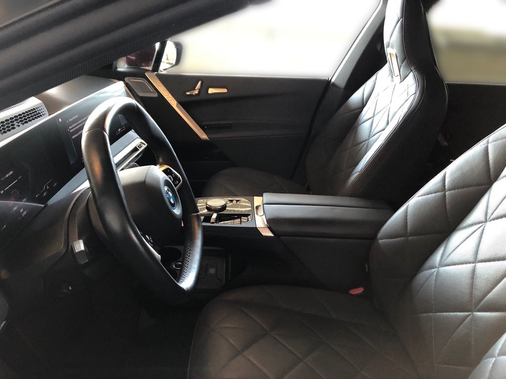 BMW iX 2023