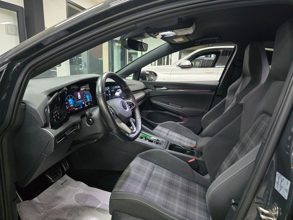 Volkswagen Golf 2022