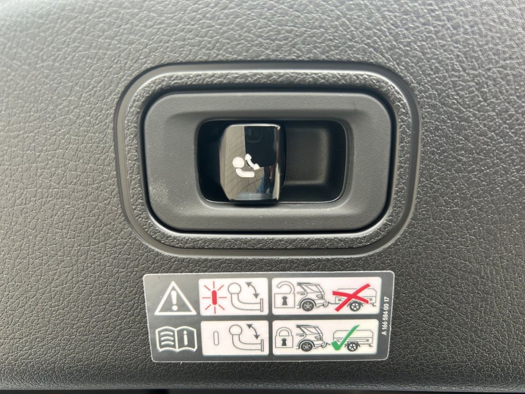 Mercedes-Benz CLE 220 2025