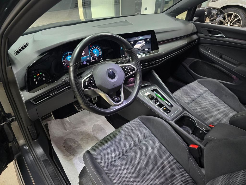 Volkswagen Golf 2022