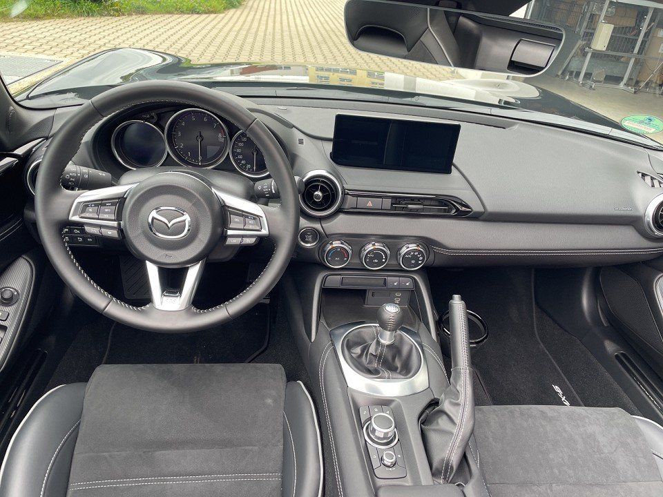 Mazda MX-5 2025