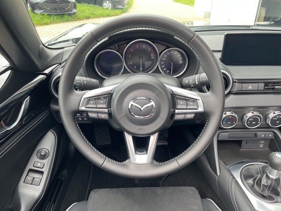 Mazda MX-5 2025