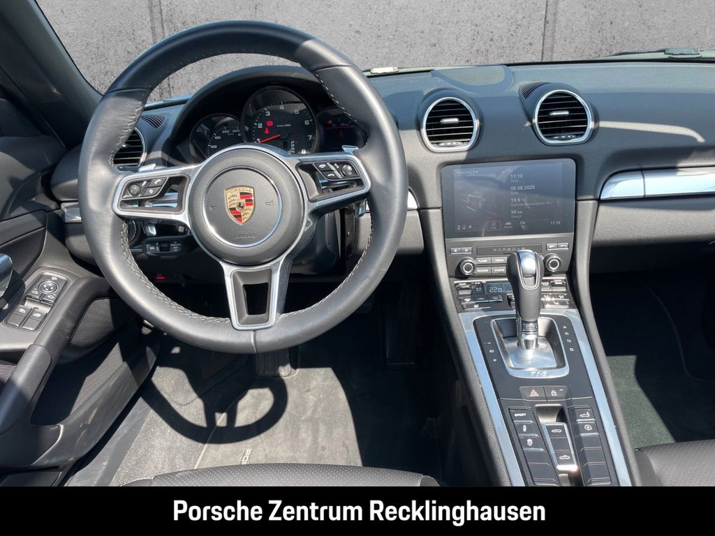 Porsche Boxster 2024