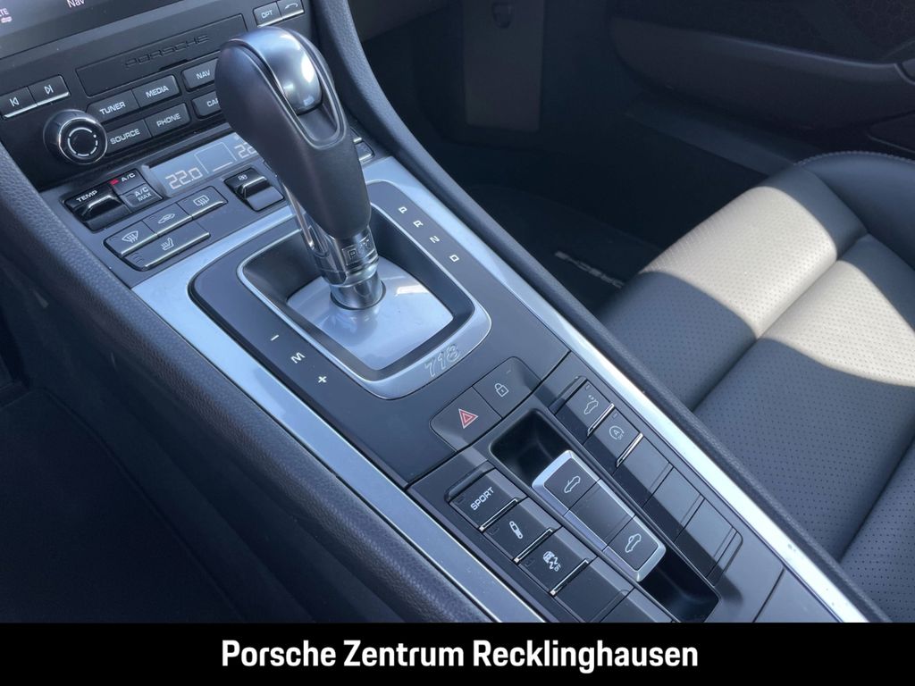 Porsche Boxster 2024