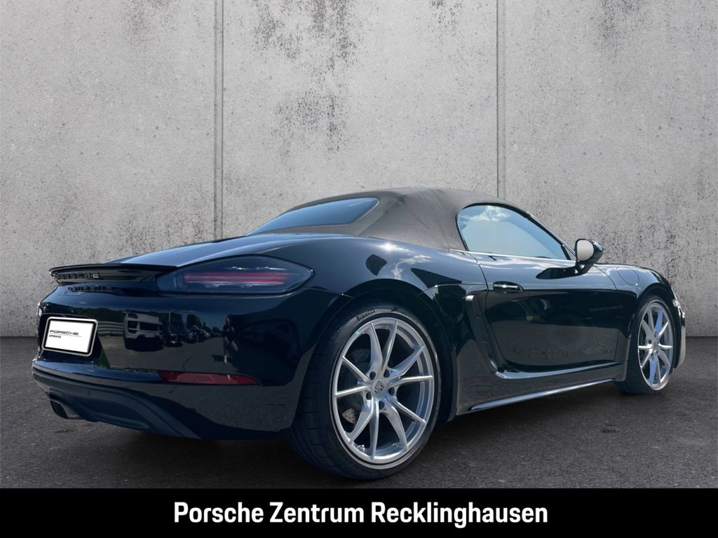 Porsche Boxster 2024