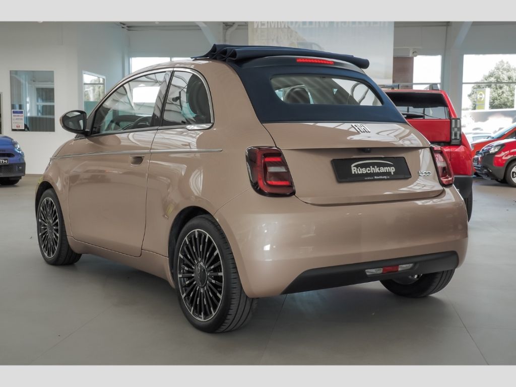 Fiat 500e 2023