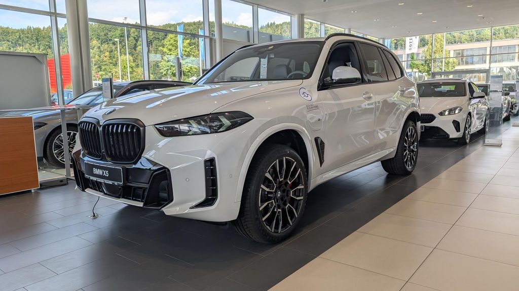 BMW X5 2025