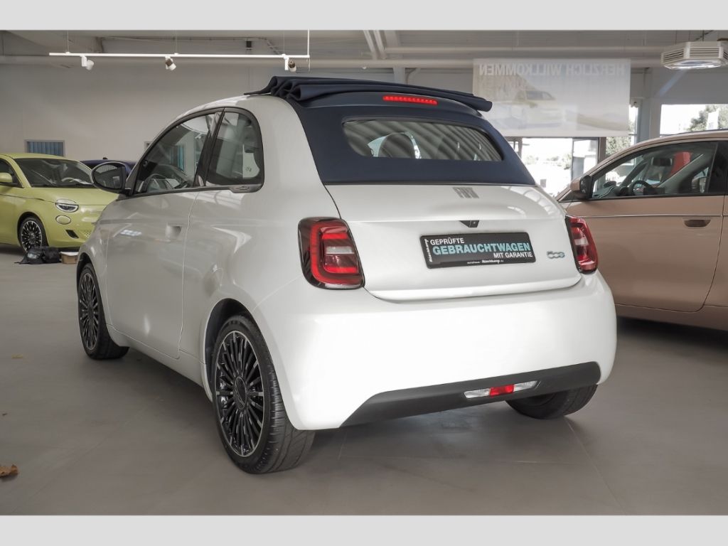 Fiat 500e 2023
