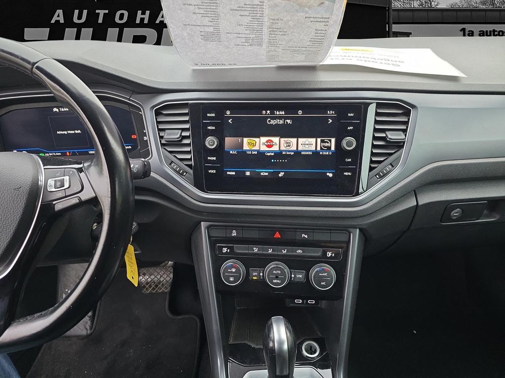 Volkswagen T-Roc 2021